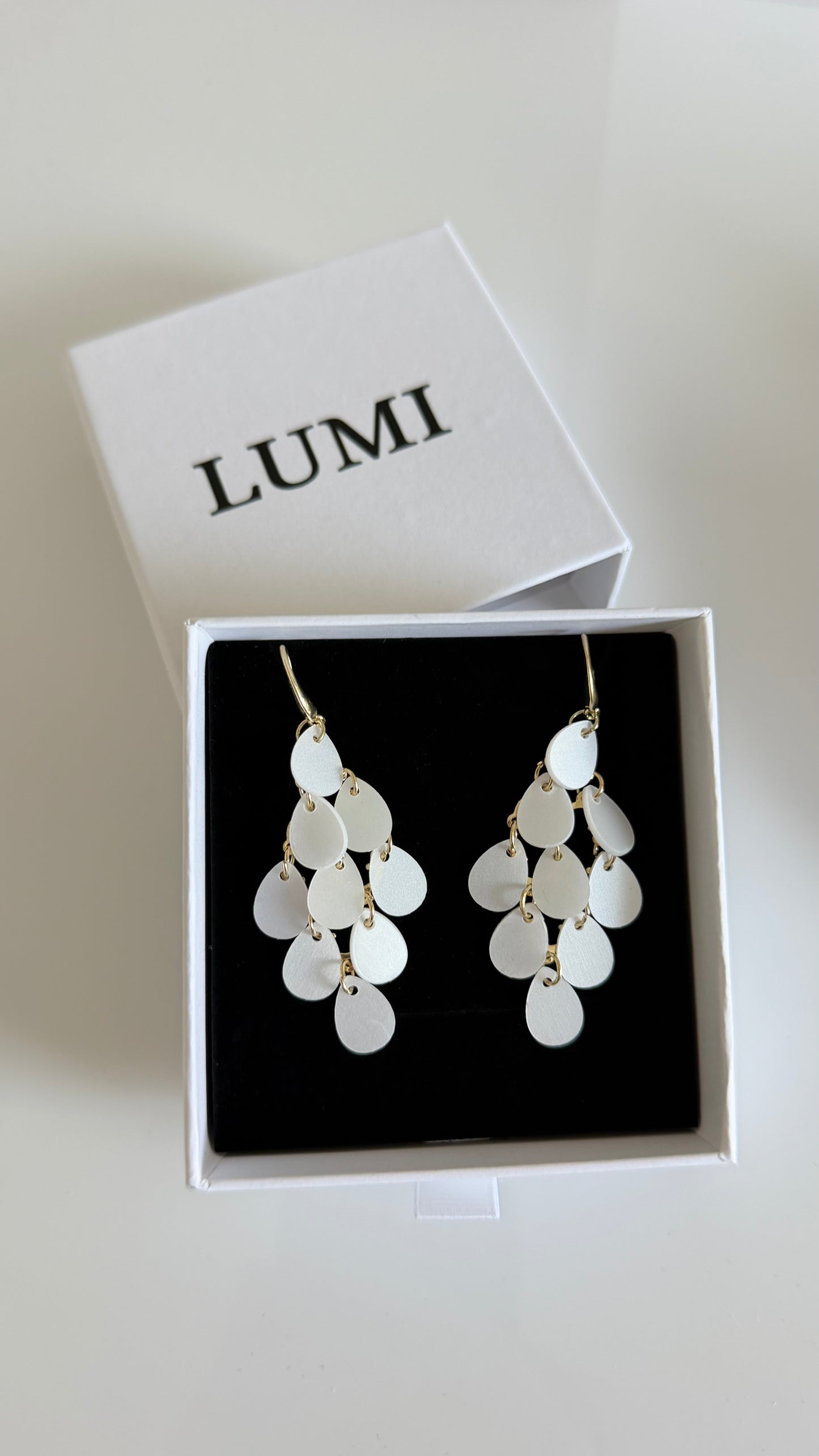 Wedding French Acrylic (Lucite) Drop Earrings Retro Style Vintage Drop Earrings
